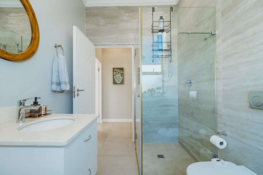 4 Bedroom Property for Sale in Kingswood Golf Estate Western Cape